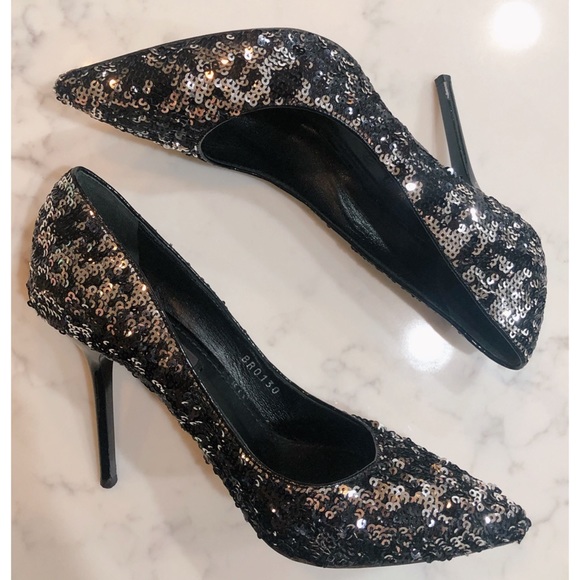 LOUIS VUITTON Liza Sequin Black & Silver Pointy Toe Pumps Noir SZ 37 - Picture 11 of 17